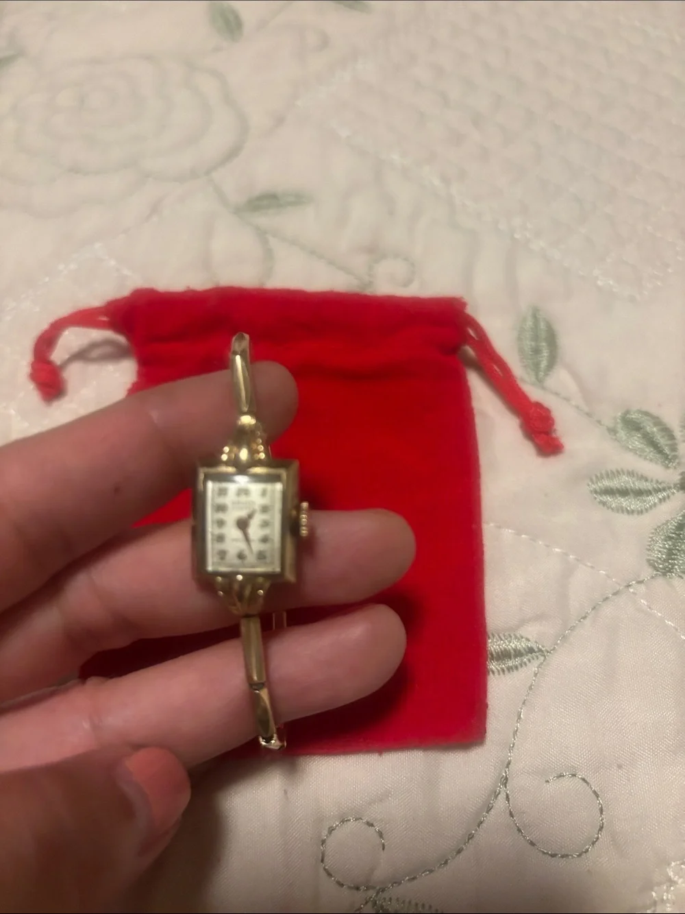 Gold-Filled Women's Vintage Style Bracelet Watch - Gold